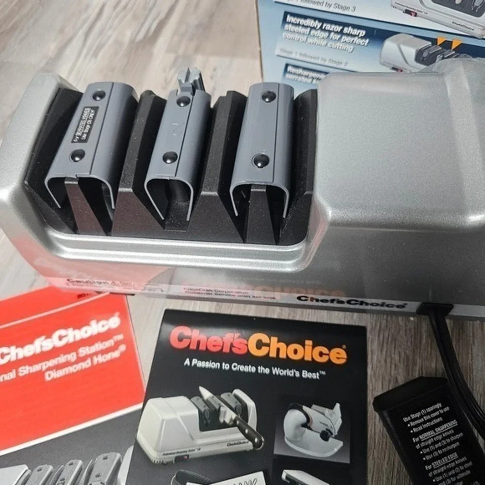Chef'sChoice 130 Professional Diamond Hone Electric Knife Sharpener Open Box